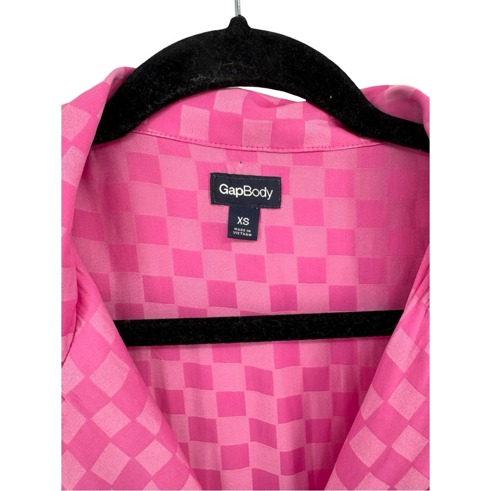 GapBody Pink Checker Long Sleeve - Picture 2 of 10